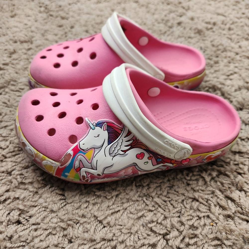 Girls Crocs size 11, pink